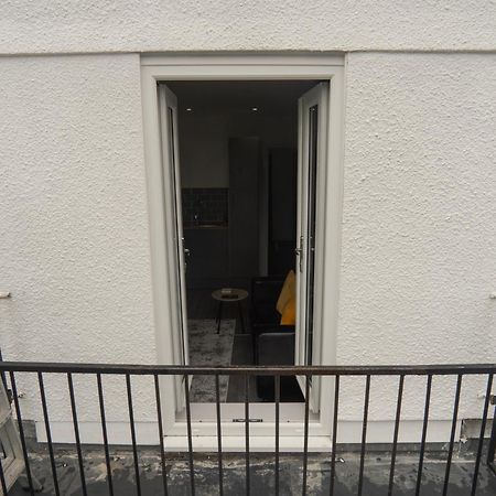 Modern Apartments Near Cardiff City Centre Экстерьер фото